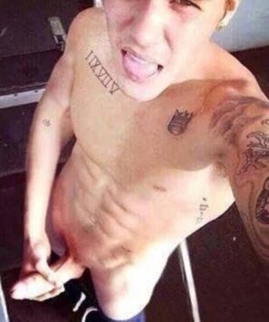 Cantor Justin Bieber Nu em Nudes Amadores