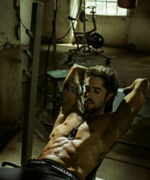 Fotos de Marcos Mion sem camisa