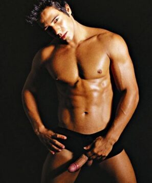 Renato Vianna pelado na G Magazine